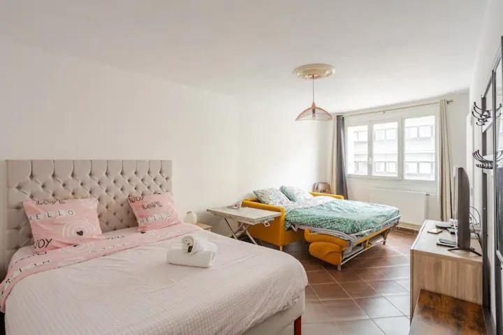 Superbe Studio Paris Gambetta Exterior foto